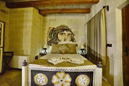 Caftan Cave Suites - 208