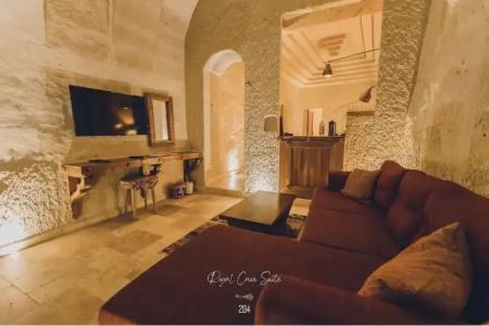 Nino Cave Suites - 171