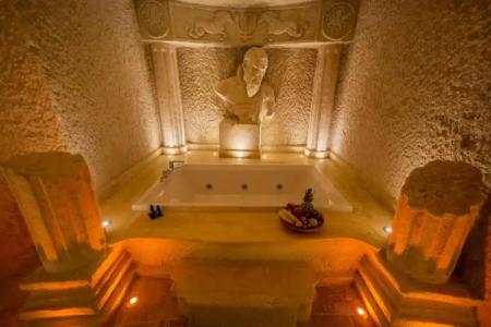 Nino Cave Suites - 131