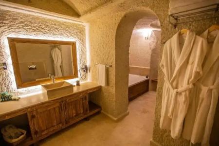 Nino Cave Suites - 151