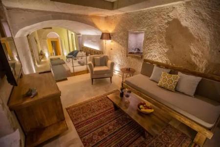 Nino Cave Suites - 128