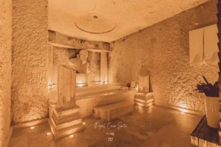 Nino Cave Suites - 190