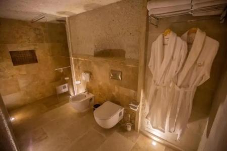 Nino Cave Suites - 155