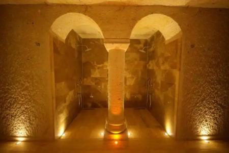 Nino Cave Suites - 124