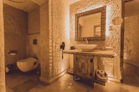 Nino Cave Suites - 189