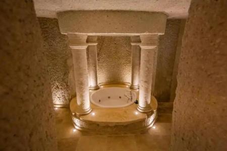 Nino Cave Suites - 117