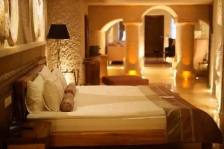 Nino Cave Suites - 134