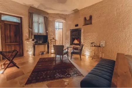 Nino Cave Suites - 172