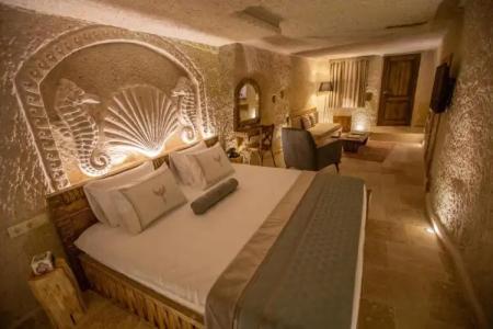 Nino Cave Suites - 135