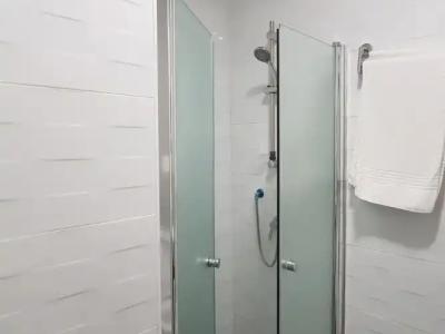 Airport Guest House - 42