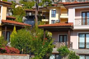 Villa Olive 8, Goecek