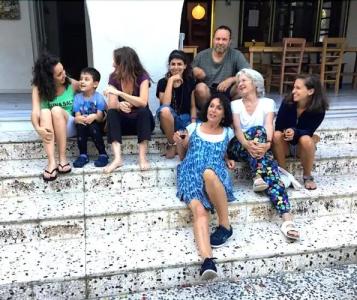 ada-art guesthouse design rooms next to beach - 18