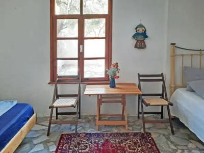 ada-art guesthouse design rooms next to beach - 44