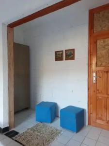 ada-art guesthouse design rooms next to beach - 49