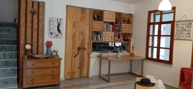 ada-art guesthouse design rooms next to beach - 89