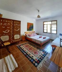 ada-art guesthouse design rooms next to beach - 21