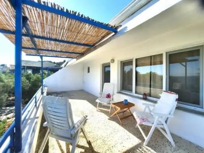 ada-art guesthouse design rooms next to beach - 68