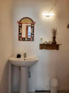 ada-art guesthouse design rooms next to beach - 41