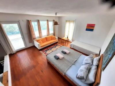 ada-art guesthouse design rooms next to beach - 65