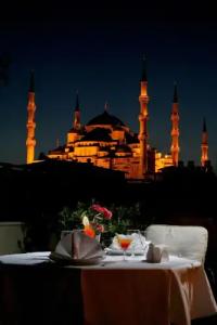Azade Suites - 17