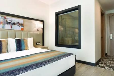 Ramada Encore By Wyndham Istanbul Basin Express - 100