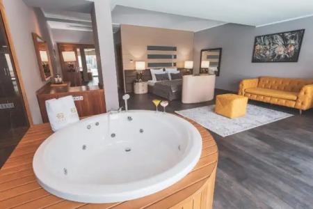 Orka Cove Penthouse & Suites Adults Only - 112