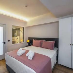 Ece Marina Suit - 125