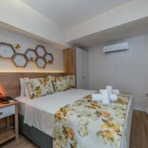 Ece Marina Suit - 145