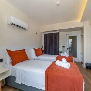 Ece Marina Suit - 159