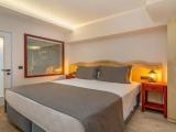 Knidos Triple Suite
