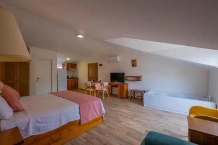 Infinity Lily Apartments - 39