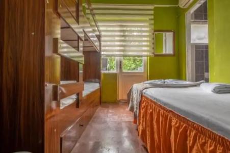Gold Coast Hostel - 14