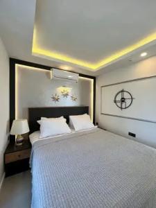 ONLY ONE Suites & Residences - 22