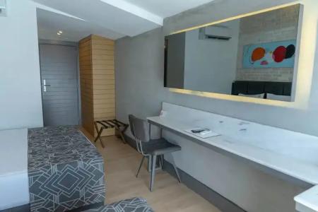 Laren Sea Side Spa - 28