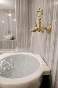 Laren Sea Side Spa - 9