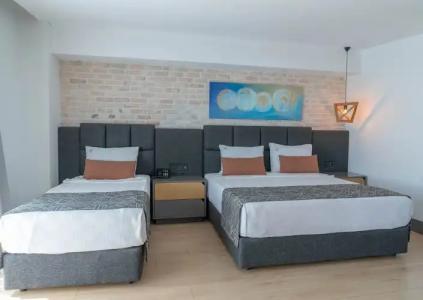 Laren Sea Side Spa - 40