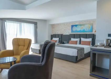 Laren Sea Side Spa - 41