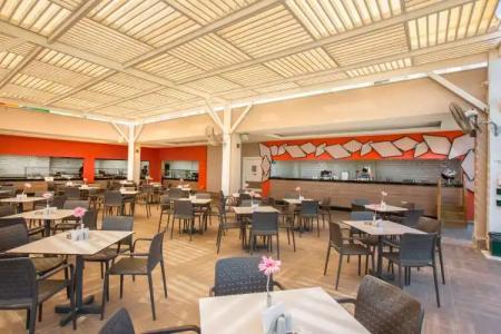 Greenwood Suites Resort - 12