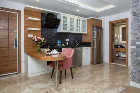 Greenwood Suites Resort - 15