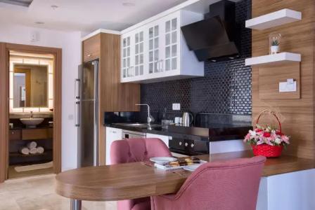 Greenwood Suites Resort - 16