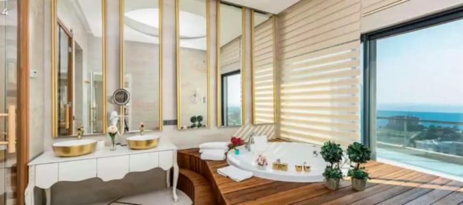 Elite Luxury Suite & Spa - 107