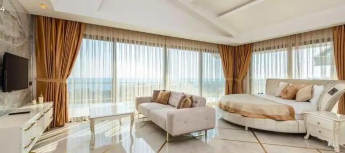 Elite Luxury Suite & Spa - 106