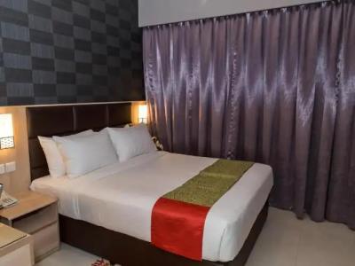 Florida Square (Previously known Flora Square) - 32