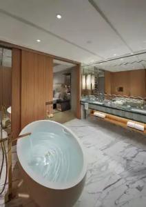 Mandarin Oriental Jumeira, Dubai - 146
