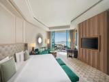 Deluxe Club room with sea view