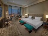 Deluxe Club Skyline View room