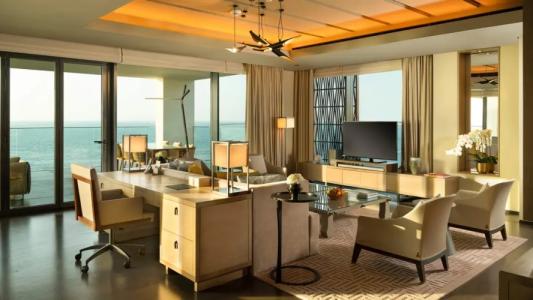 Caesars Palace Bluewaters Dubai - 32