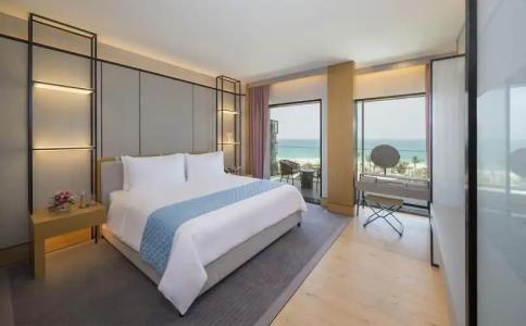 Caesars Palace Bluewaters Dubai - 2