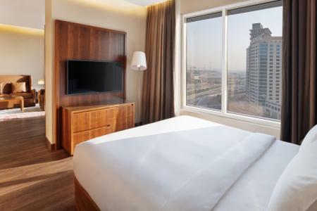 Radisson Blu, Dubai Canal View - 136