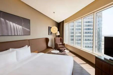 Radisson Blu, Dubai Canal View - 101